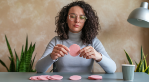 Disque menstruel : guide complet pour choisir et utiliser cette protection